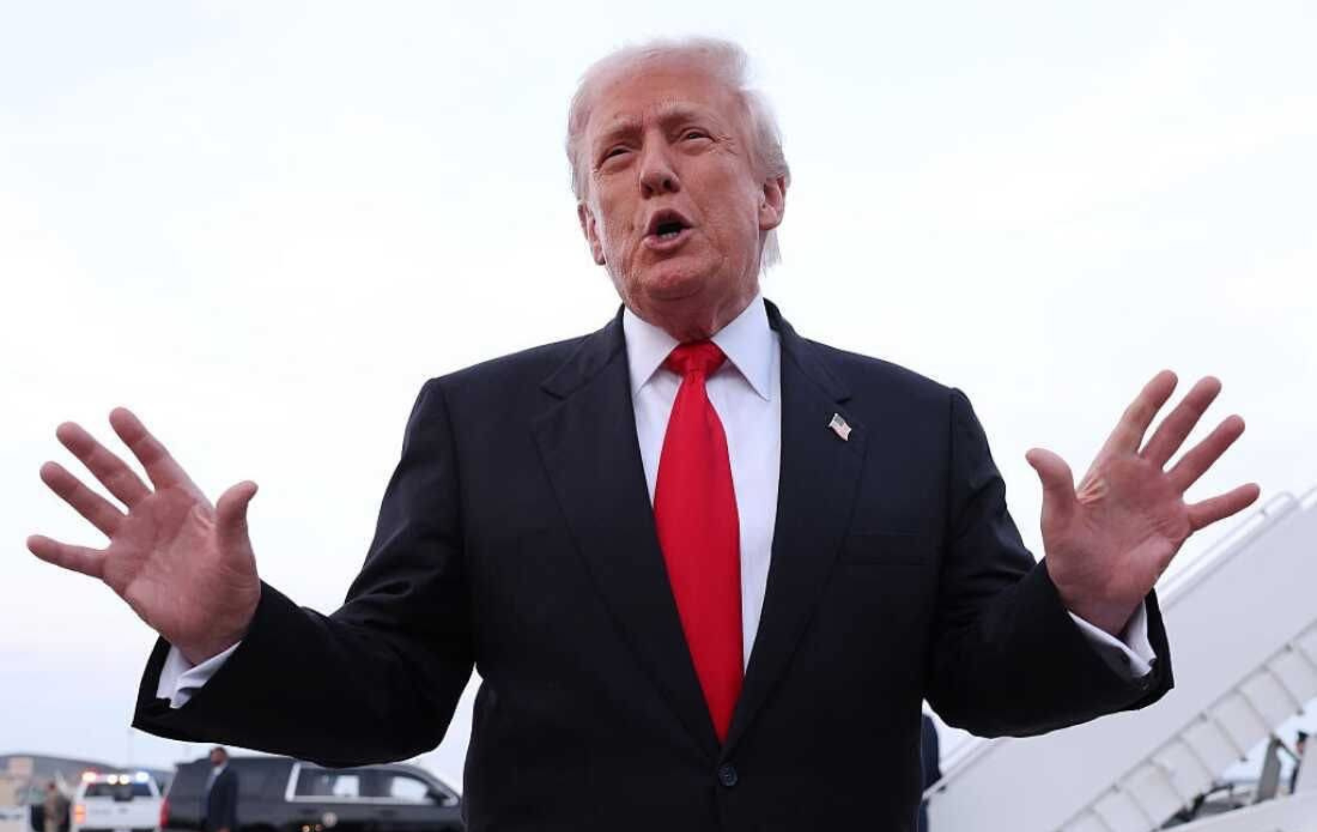 Donald Trump suspends US Green Card Lottery